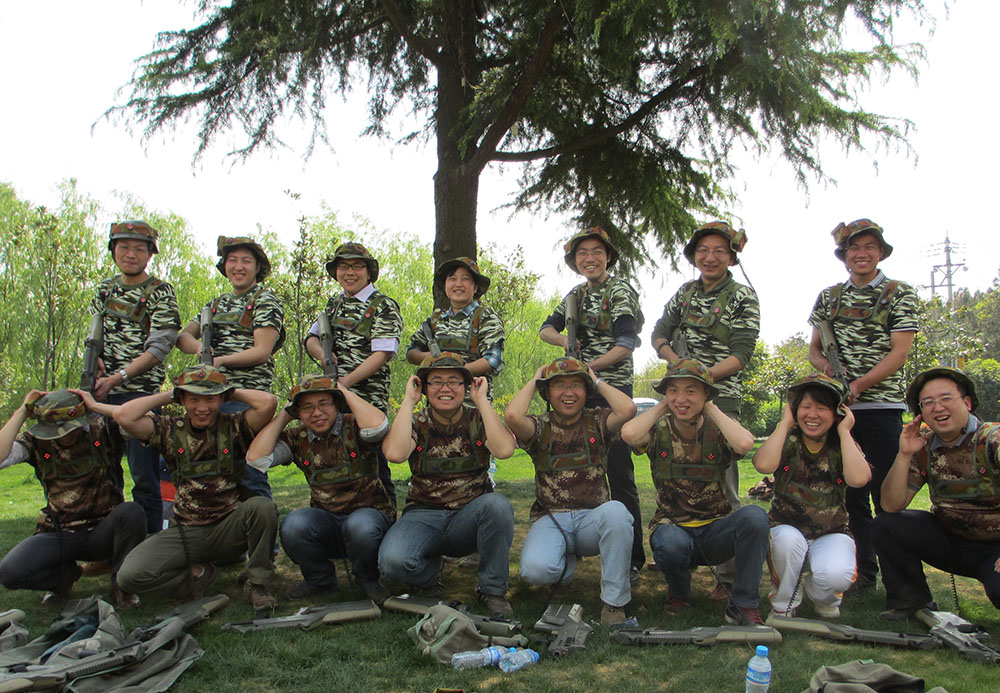 公司真人CS競(jìng)賽