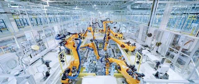 湖北加快推進(jìn)新型工業(yè)化 打造制造強國高地！